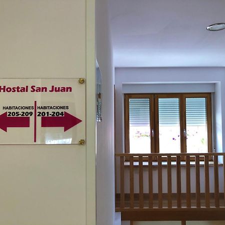 Hostal San Juan Sahagun Ngoại thất bức ảnh