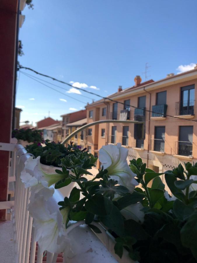 Hostal San Juan Sahagun Ngoại thất bức ảnh